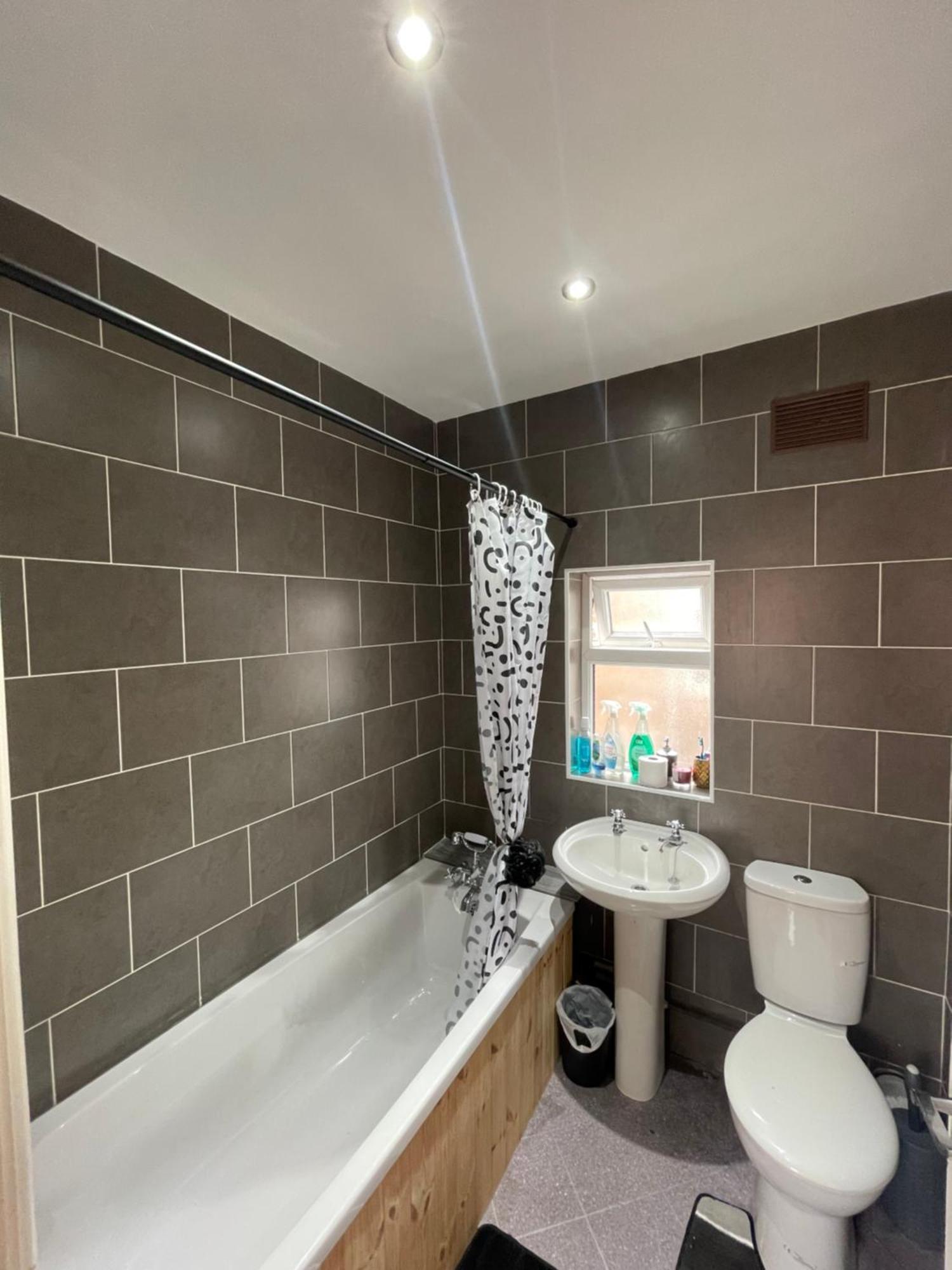 Luxestay Rooms - Old Trafford 맨체스터 외부 사진